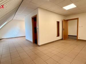 Pronájem kanceláře, Frýdek-Místek - Místek, Beskydská, 222 m2