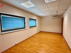 Pronájem kanceláře, Frýdek-Místek - Místek, Beskydská, 222 m2