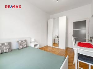 Pronájem bytu 1+kk, Praha - Střešovice, Za Hládkovem, 22 m2