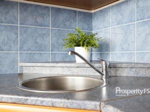 Prodej bytu 3+1, Kladno - Kročehlavy, Anglická, 70 m2