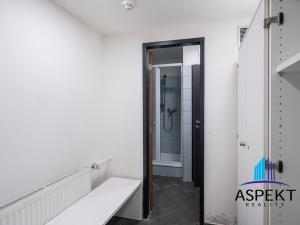 Pronájem kanceláře, Praha - Chodov, Líbalova, 456 m2