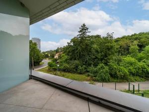Pronájem bytu 2+kk, Praha - Karlín, U Sluncové, 55 m2