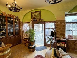 Pronájem restaurace, Turnov, náměstí Českého Ráje, 120 m2