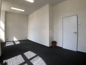 Pronájem kanceláře, Praha - Karlín, Thámova, 20 m2