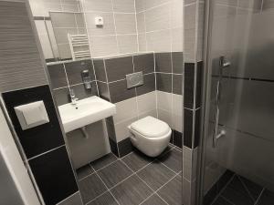 Prodej bytu 1+kk, Praha - Suchdol, Suchdolské náměstí, 21 m2
