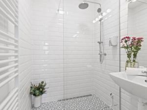 Pronájem bytu 2+kk, Praha - Vysočany, Kolbenova, 60 m2