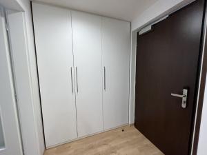 Pronájem bytu 1+kk, Praha - Stodůlky, Mukařovského, 30 m2
