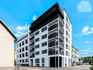 Prodej bytu 2+kk, Praha - Vysočany, V Předním Hloubětíně, 64 m2