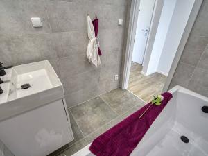 Pronájem bytu 3+1, Chomutov, Seifertova, 69 m2