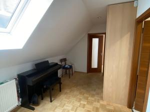 Prodej výrobních prostor, Herink, Radějovická, 838 m2