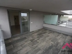 Pronájem bytu 2+kk, Praha - Letňany, Frýdecká, 60 m2