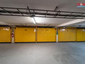 Prodej bytu 3+1, Praha - Řepy, Makovského, 65 m2