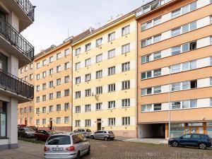 Pronájem bytu 2+kk, Praha - Nusle, Kloboučnická, 49 m2