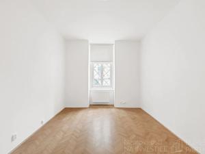 Pronájem bytu 3+1, Praha - Holešovice, Kamenická, 80 m2