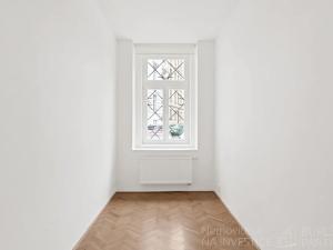 Pronájem bytu 3+1, Praha - Holešovice, Kamenická, 80 m2