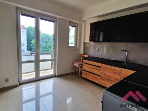 Pronájem bytu 3+1, Praha - Holešovice, Dělnická, 88 m2