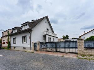 Pronájem rodinného domu, Praha - Krč, Paběnická, 480 m2