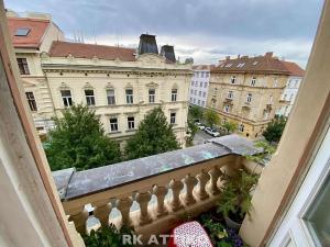 Pronájem bytu 3+1, Brno, Jana Uhra, 118 m2