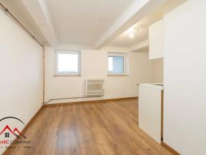 Pronájem bytu 1+1, Ostrava, Mariánskohorská, 31 m2