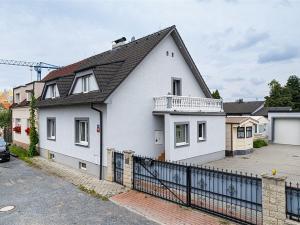 Pronájem rodinného domu, Praha, Paběnická, 480 m2