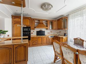 Pronájem rodinného domu, Praha, Paběnická, 480 m2