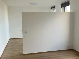 Pronájem bytu 1+kk, Praha - Strašnice, Třebohostická, 39 m2