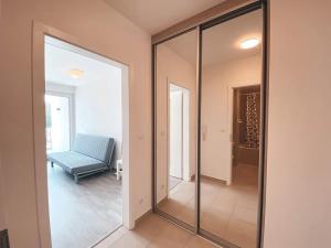 Pronájem bytu 1+kk, Praha - Žižkov, Olgy Havlové, 38 m2