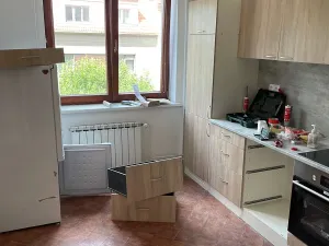 Pronájem bytu 2+kk, Praha - Vokovice, Osamocená, 46 m2