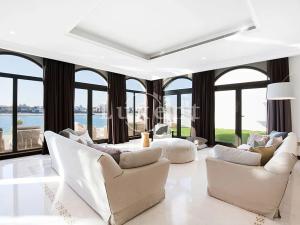 Prodej rodinného domu, Dubaj, Spojené arabské emiráty, 450 m2