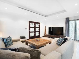 Prodej rodinného domu, Dubaj, Spojené arabské emiráty, 450 m2