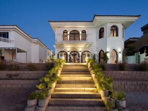 Prodej rodinného domu, Dubaj, Spojené arabské emiráty, 450 m2