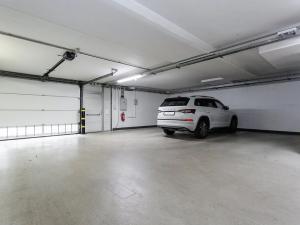 Pronájem bytu 3+kk, Praha - Hloubětín, Nepelova, 85 m2
