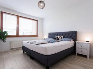 Pronájem bytu 3+kk, Praha - Hloubětín, Nepelova, 85 m2