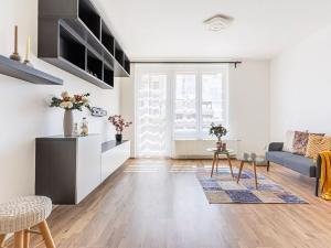 Pronájem bytu 3+kk, Praha - Čakovice, Theinova, 83 m2