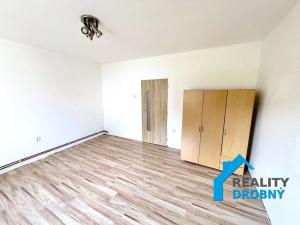 Pronájem bytu 1+1, Chabařovice, 52 m2