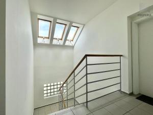 Pronájem bytu 1+kk, Brno, Charbulova, 43 m2