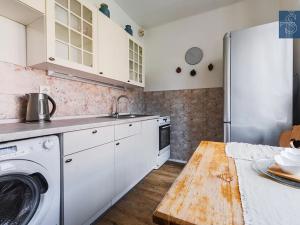 Pronájem bytu 2+1, Praha - Žižkov, Květinková, 52 m2