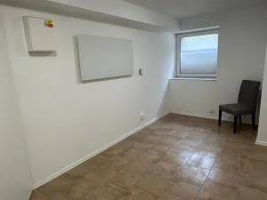 Pronájem bytu 1+1, Praha - Žižkov, Spojovací, 34 m2