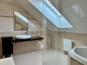 Pronájem rodinného domu, Říčany, 125 m2