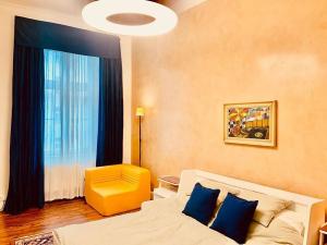 Pronájem bytu 1+kk, Praha - Nové Město, Hálkova, 33 m2