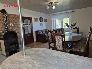 Prodej vícegeneračního domu, Vraný, 199 m2