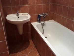 Pronájem bytu 2+kk, Praha - Ruzyně, Žukovského, 42 m2