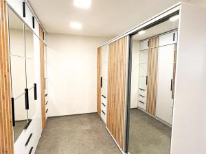 Pronájem bytu 2+1, Praha - Smíchov, Zubatého, 74 m2