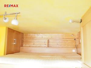 Pronájem bytu 1+kk, Praha - Vinohrady, Hradešínská, 24 m2