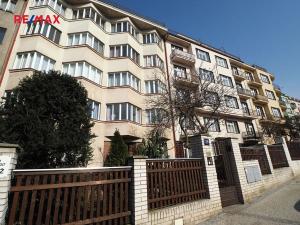 Pronájem bytu 1+kk, Praha - Vinohrady, Hradešínská, 24 m2