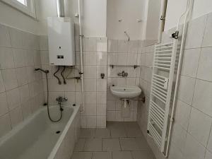Pronájem bytu 2+1, Ostrava - Moravská Ostrava, Prokešovo náměstí, 81 m2