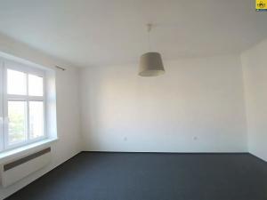 Pronájem bytu 2+kk, Olomouc, Šmeralova, 43 m2