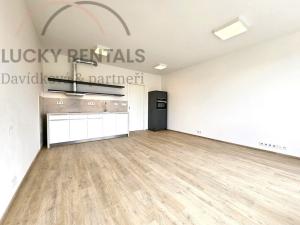 Pronájem bytu 1+kk, Praha - Velká Chuchle, Na hvězdárně, 36 m2