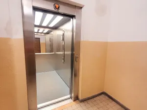 Pronájem bytu 1+kk, Praha - Kamýk, Písnická, 29 m2