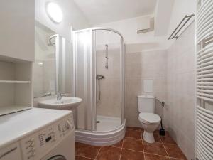 Pronájem bytu 1+kk, Praha - Záběhlice, Na lávce, 37 m2